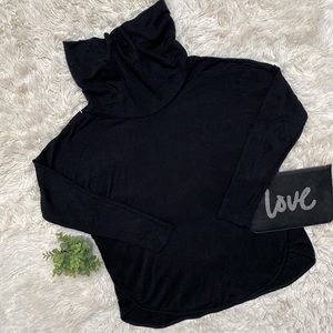 Lou & Grey Cowl Neck Sweater 💗 Black